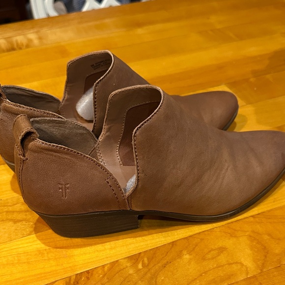 Frye rowen Brown Leather Women's Ankle Booties - Picture 3 of 5